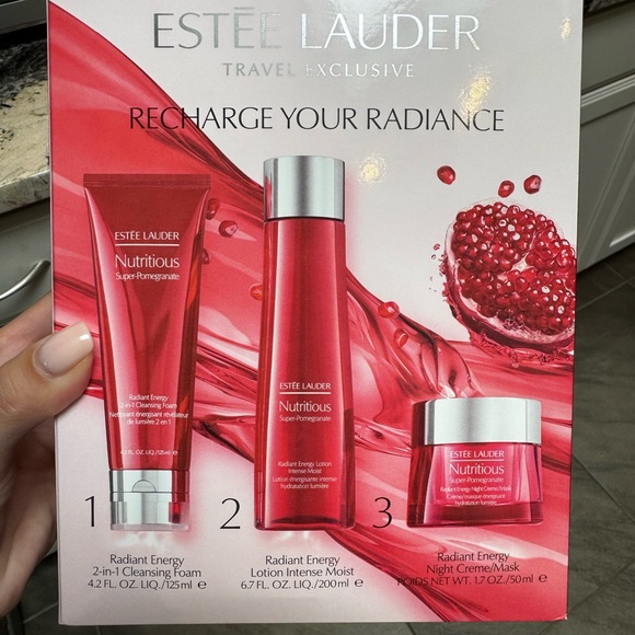 Estee Lauder Nutritious Super-Pomegranate Skincare